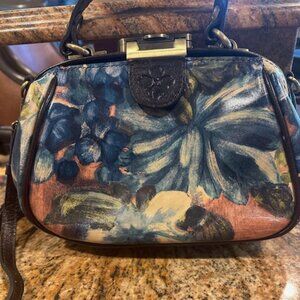 Patricia Nash Leather Very Good Condition Antica